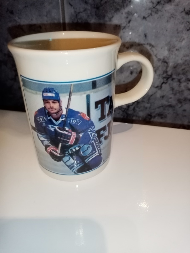 Kermansavi Esa Tikkanen muki
