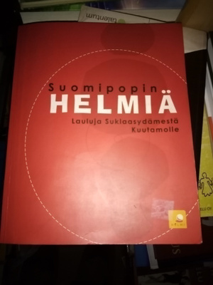 SUOMIPOPIN HELMIÄ 1 ( SIS POSTIKULU
