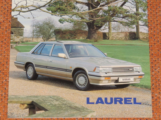1988 Nissan Laurel esite - KUIN UUSI - 12 siv