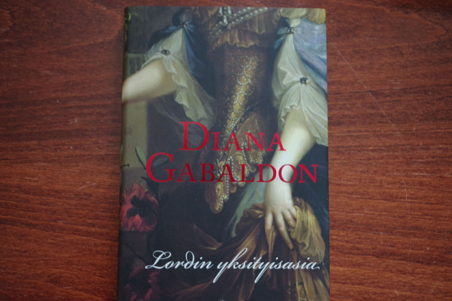 Diana Gabaldon: Lordin yksityisasia (2006)