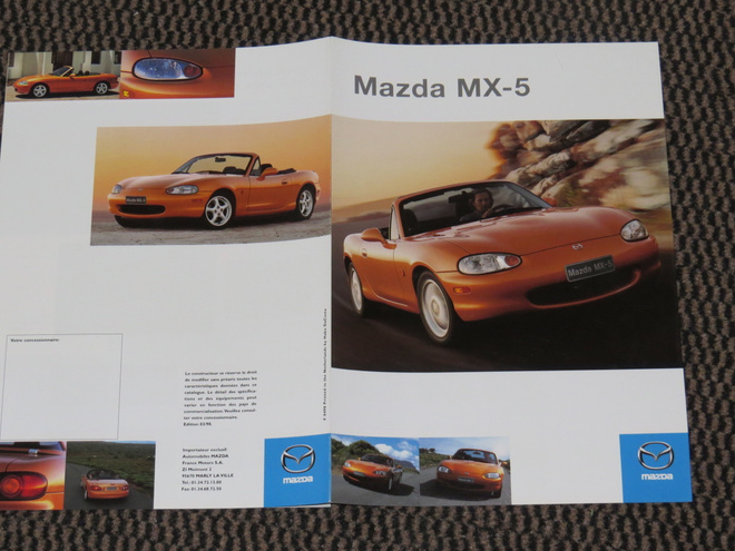 1998 Mazda MX-5 Miata esite - KUIN UUSI