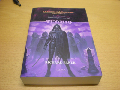 Richard Baker: Tuomio - Lukkikuningattaren sota, osa 3