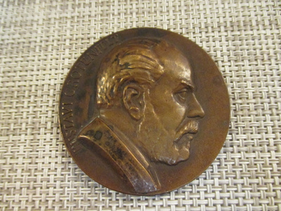 Kustavi Grotenfelt mitali 1928 /Gerda Qvist 1928.