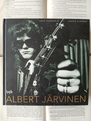 John Fagerholm & Jaakko Riihimaa - Albert Järvinen (sid.)