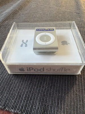 Apple iPod Shuffle 1GB 1st Generation