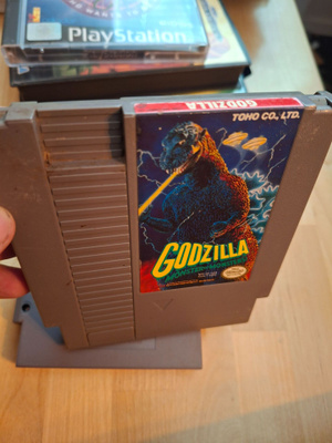 NES Godzilla USA