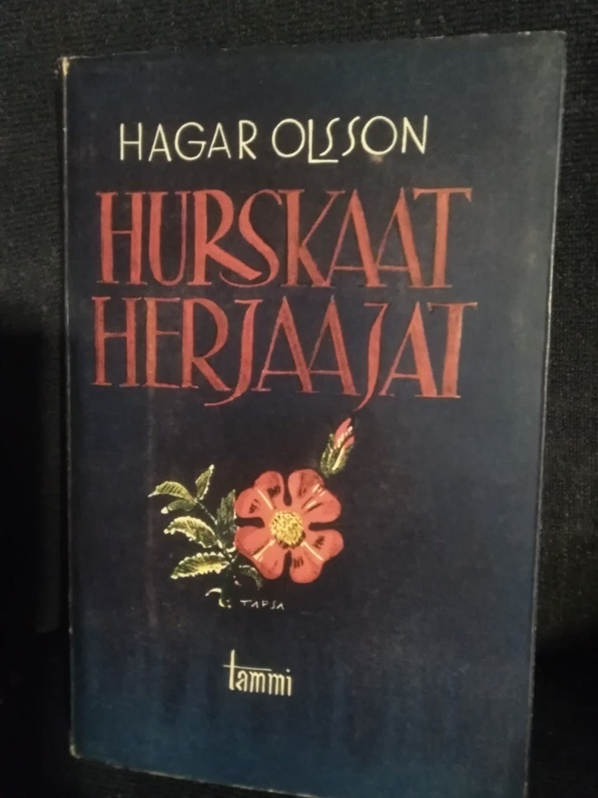 Hagar Olsson: Hurskaat herjaajat -esseitä-