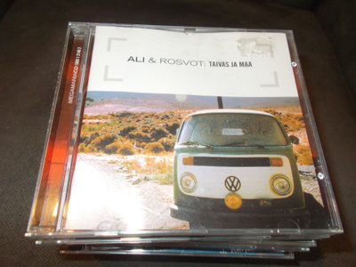 CD ALI JA ROSVOT ** TAIVAS JA MAA **