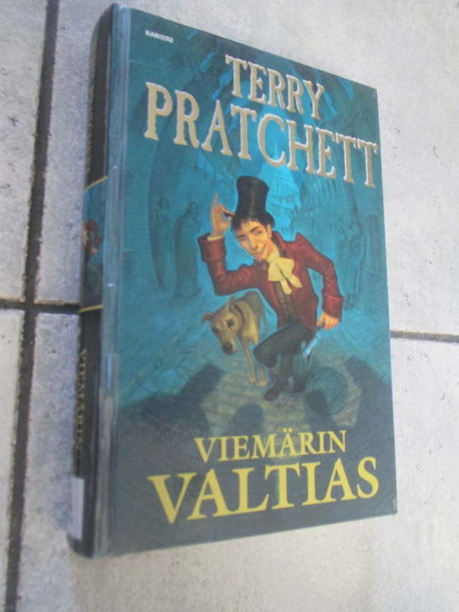 TERRY PRATCHETT : viemärin valtias( 1,p v 2014 KP
