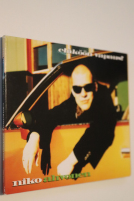CD Niko Ahvonen : Eläköön vapaus!