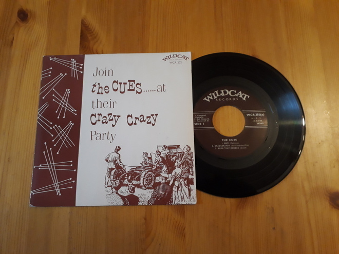 Cues – Join The Cues...At Their Crazy Crazy Party ep ps