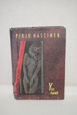 Pirjo Hassinen Yön kentät