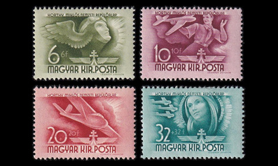 Unkari 651-4 * Amiraali Horthyn ilmailusäätiö (1941)