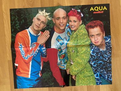 Aqua juliste