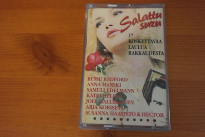 Salattu suru C-Kasetti.Hieno!
