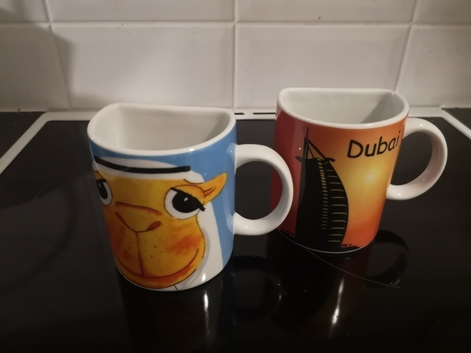 Hauskat kahvimukit Dubaista