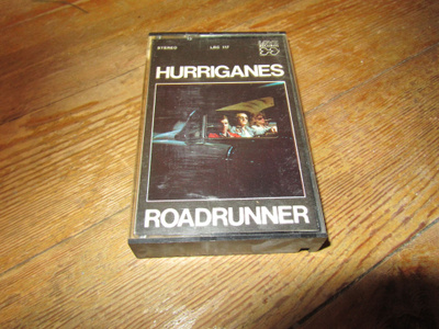 hurriganes roadrunner kasetti   vuodelta: 1974