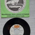 7" Tajakka ja Tabletit: Pallosalama tappoi lehmän Hauholla - pikkukuva 1