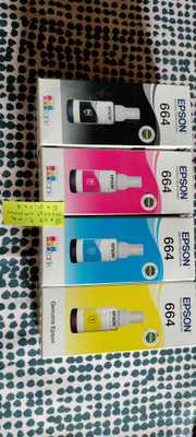 Avaamattomat: Epson 664 värikasetit, MUTTA
