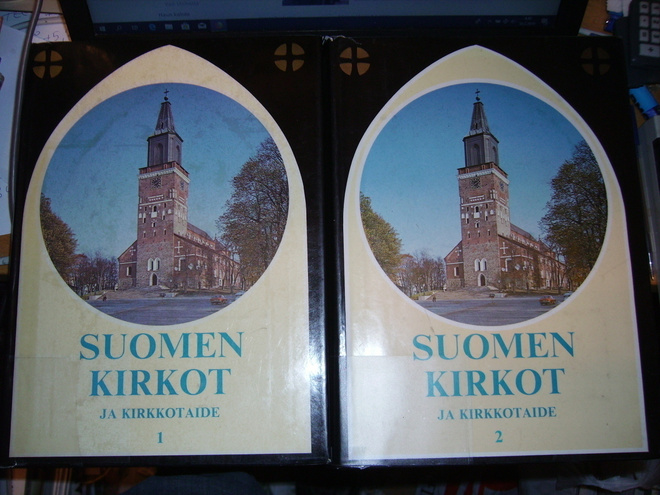 SUOMEN KIRKOT JA KIRKKOTAIDE 1-2 ( SIS. POSTIKULUN )