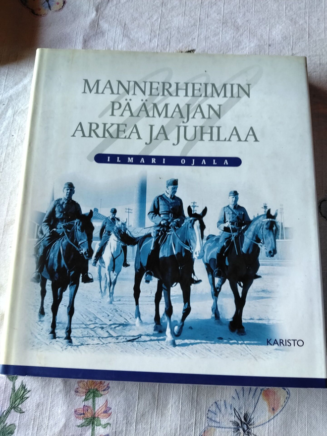 mannerheimin pöömajan arkea ja juhlaa