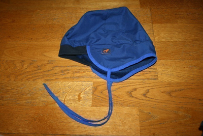 Fredrikson kirkkaansininen hattu 54