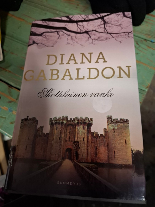 Diana Gabaldon Skottilainen vanki