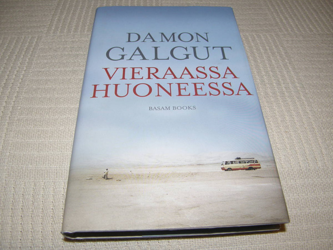 Damon Galgut Vieraassa huoneessa  -sid