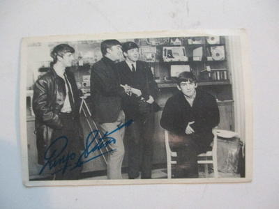 JENKKI HELLAS BEATLES N:O 32