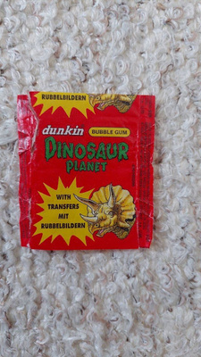 Dunkin Dinosaur Planet -kääre