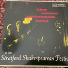 OSCAR PETERSON TRIO - At The Stratford Shakespearen FESTIVAL - pikkukuva 1