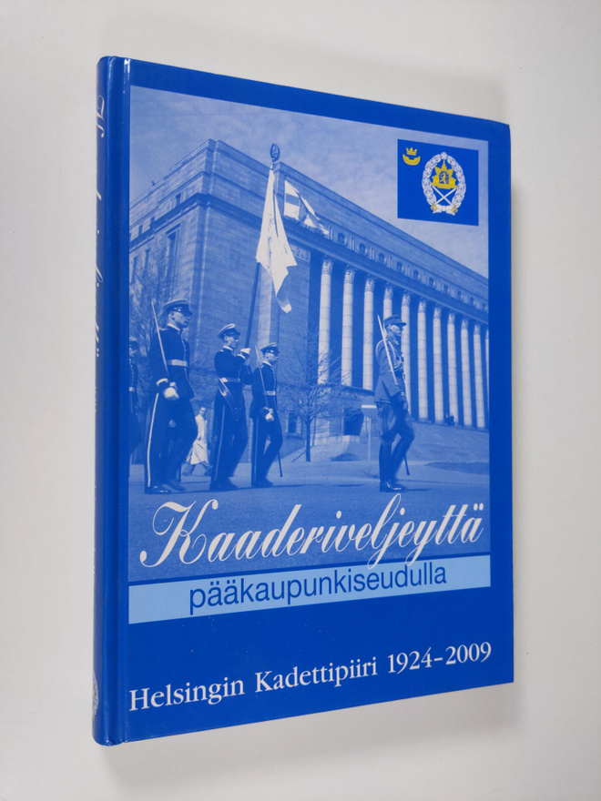 Ilkka Kouri : Kaaderiveljeyttä pääkaupunkiseudulla : Hels...