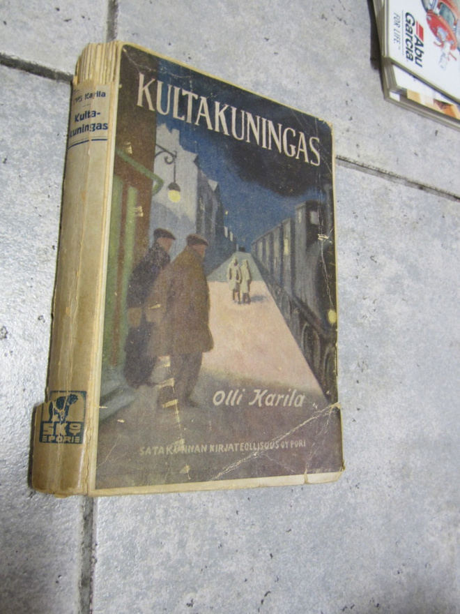 Olli Karila : Kultakuningas : seikkailuromaani