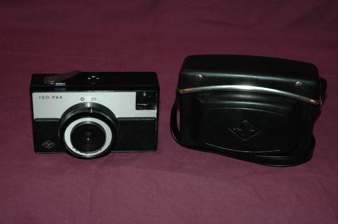 Agfa Iso-Pak kamera + kotelo