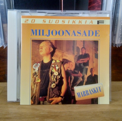 Miljoonasade - 20 suosikkia - Marraskuu CD