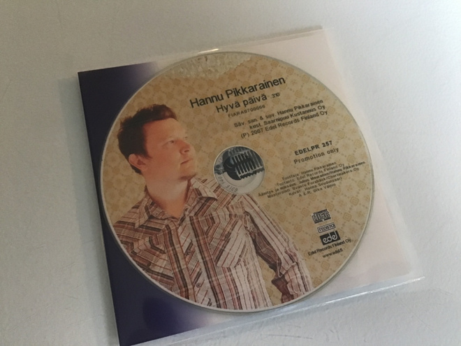 Hannu Pikkarainen . Hyvä päivä CDS single