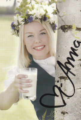 ANNA VIITASAARI - MAITOTYTTÖ 2005