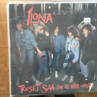 Ilona Toiset saa (on se niin oikein) LP - pikkukuva 1