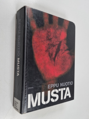 Eppu Nuotio : Musta - romaani