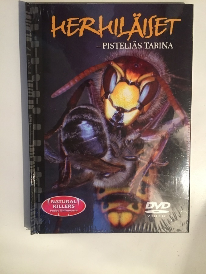 Natural killers – Herhiläiset – pisteliäs tarina (DVD) UUSI!