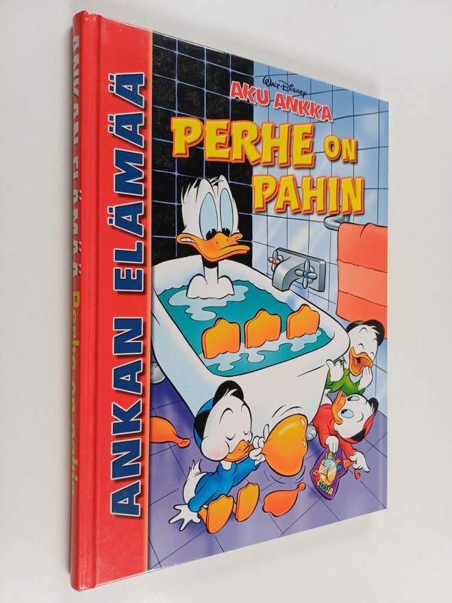 Walt Disney : Perhe on pahin