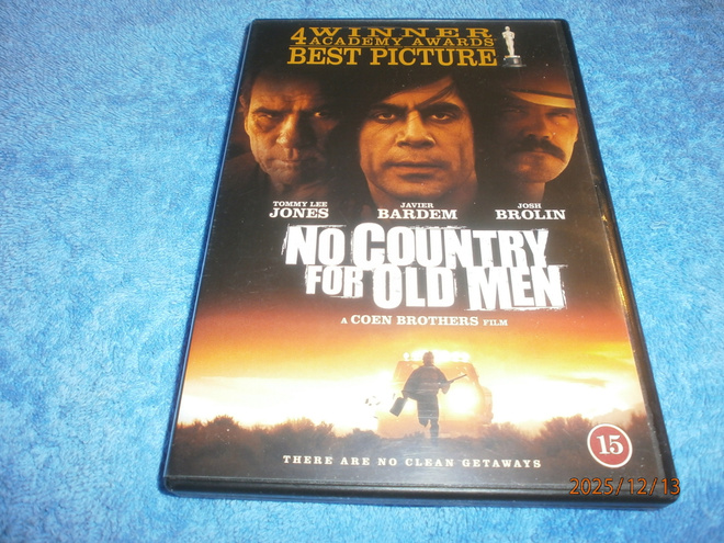 NO COUNTRY FOR OLD MEN   -    DVD