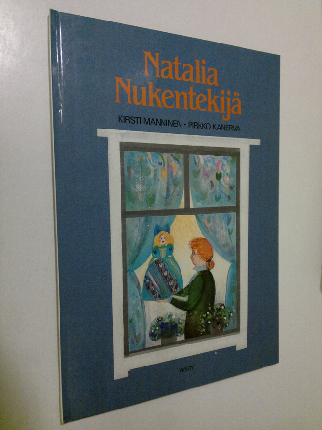 Kirsti Manninen : Natalia nukentekijä (signeerattu)