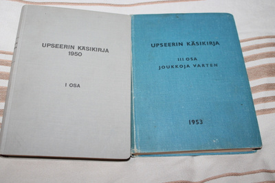 Upseerin käsikirja 1 ja 3