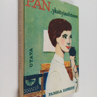 Pamela Hawken : Pan, yksityissihteeri - pikkukuva 1