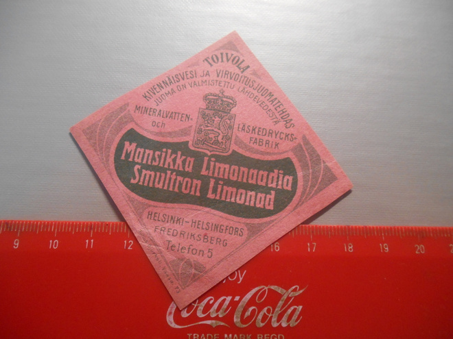 Mansikka Limonaadia Toivola Kivennäis ja virvoitusjuomatehda