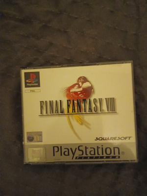 Final Fantasy 8 Ps1 peli