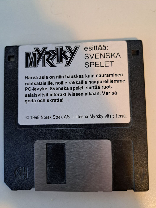 Svenska spelet disketti Myrkky lehdestä