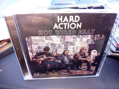 CD HARD ACTION : HOT WIRED BEAT ( SIS POSTIKULU )