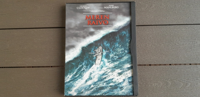 DVD: Meren Raivo (George Clooney, Mark Wahlberg 2000)